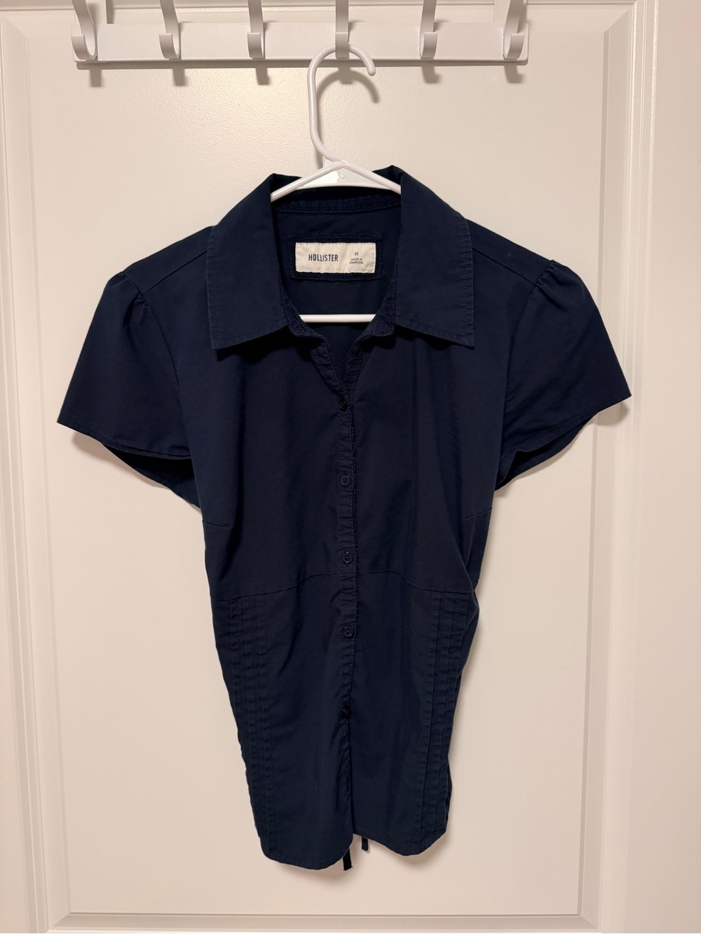 Hollister Dark Navy Short-Sleeve Button-Down Shirt